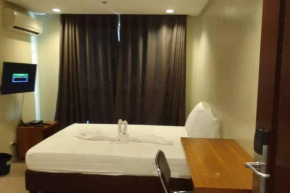 Spacious Studio Apartment B305
